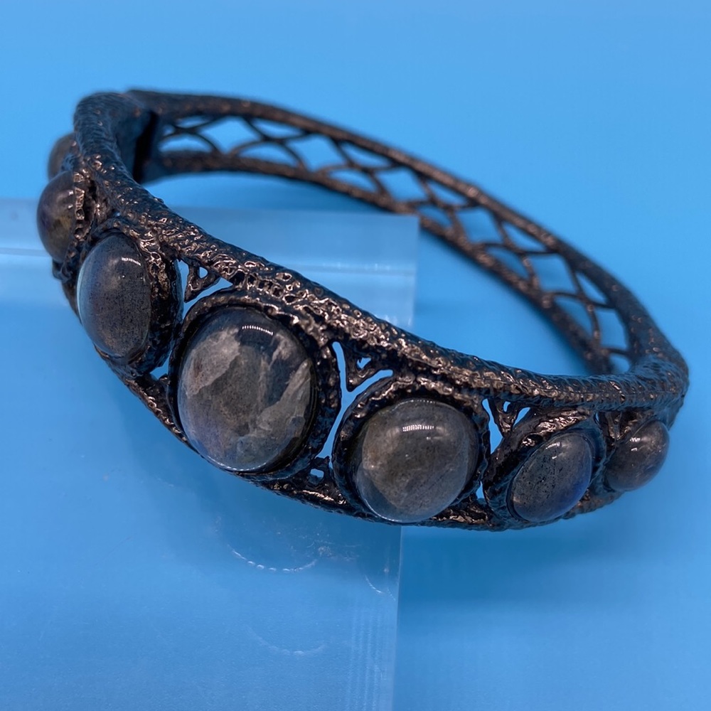 Hinged Ruthenium Bracelet - Picture 5 of 6